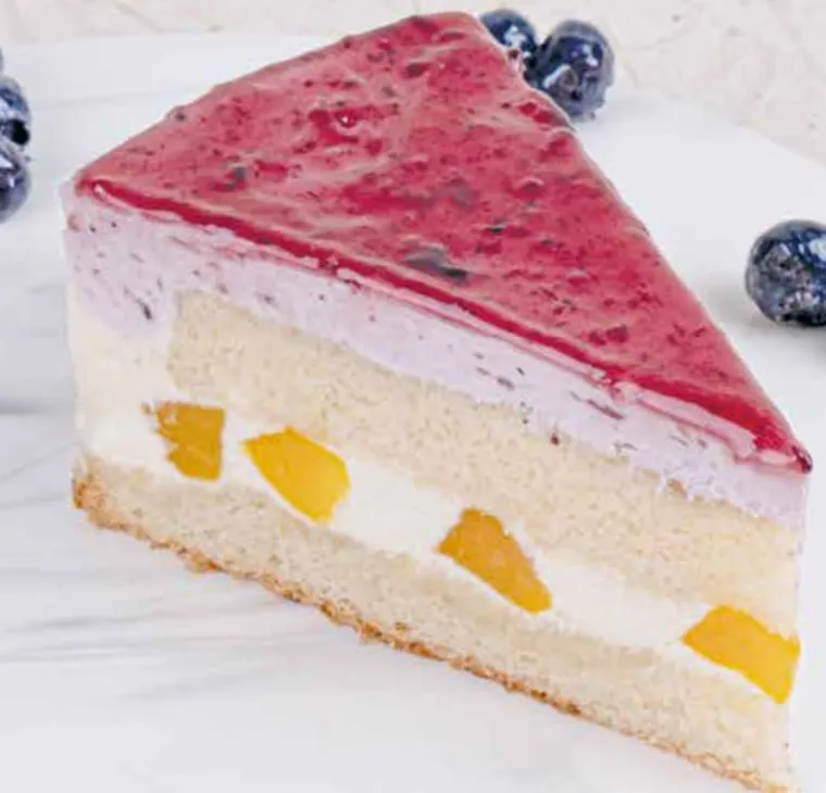 Yaban Mersinli Şeftali Pasta